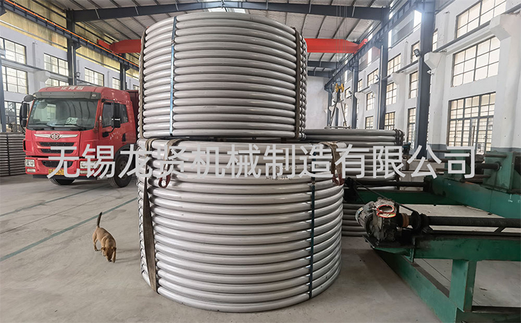 化工封頭外半管碰見接管怎么避開？